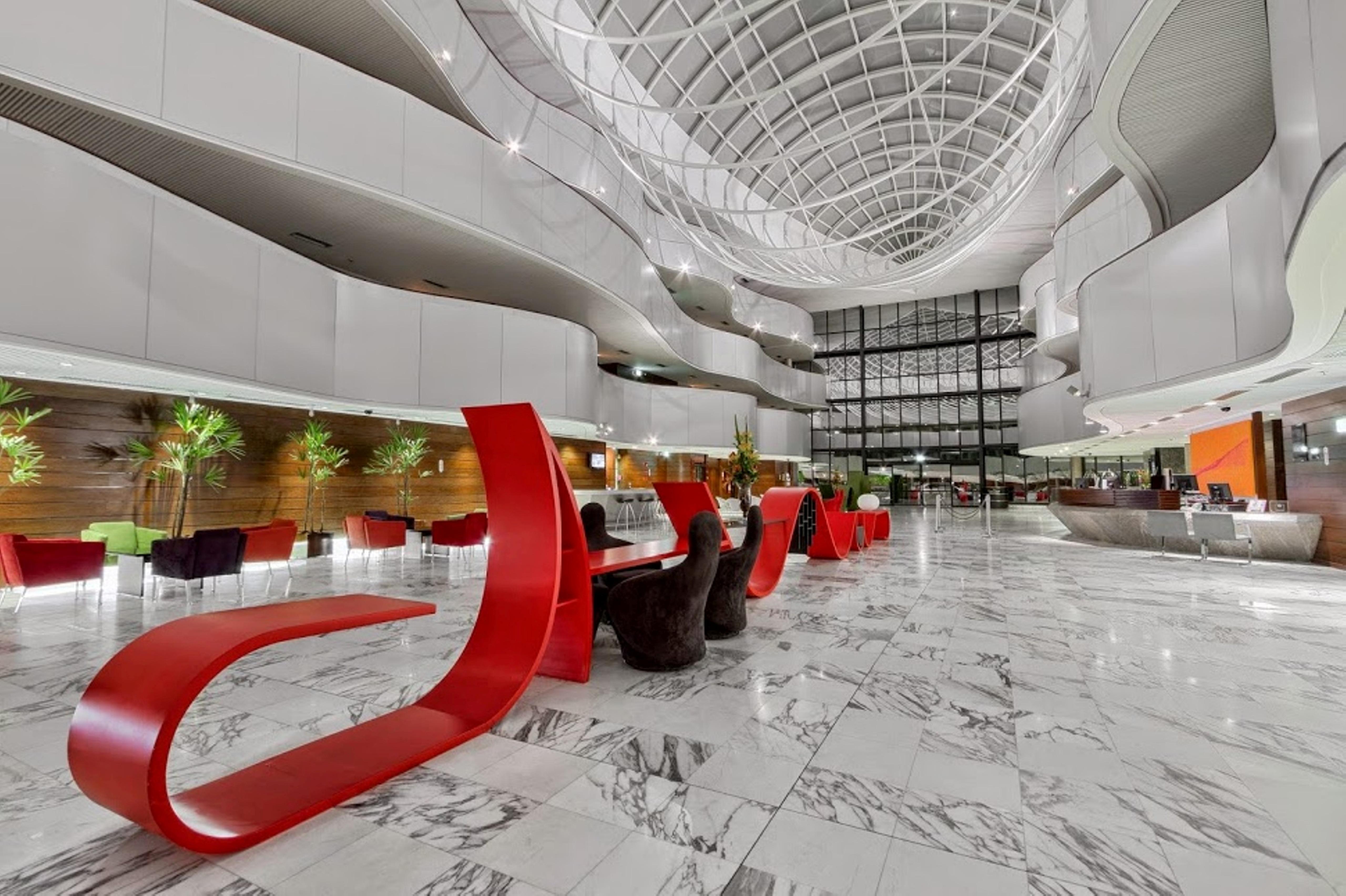 Отель Royal Tulip Brasilia Alvorada Экстерьер фото The lobby of the hotel