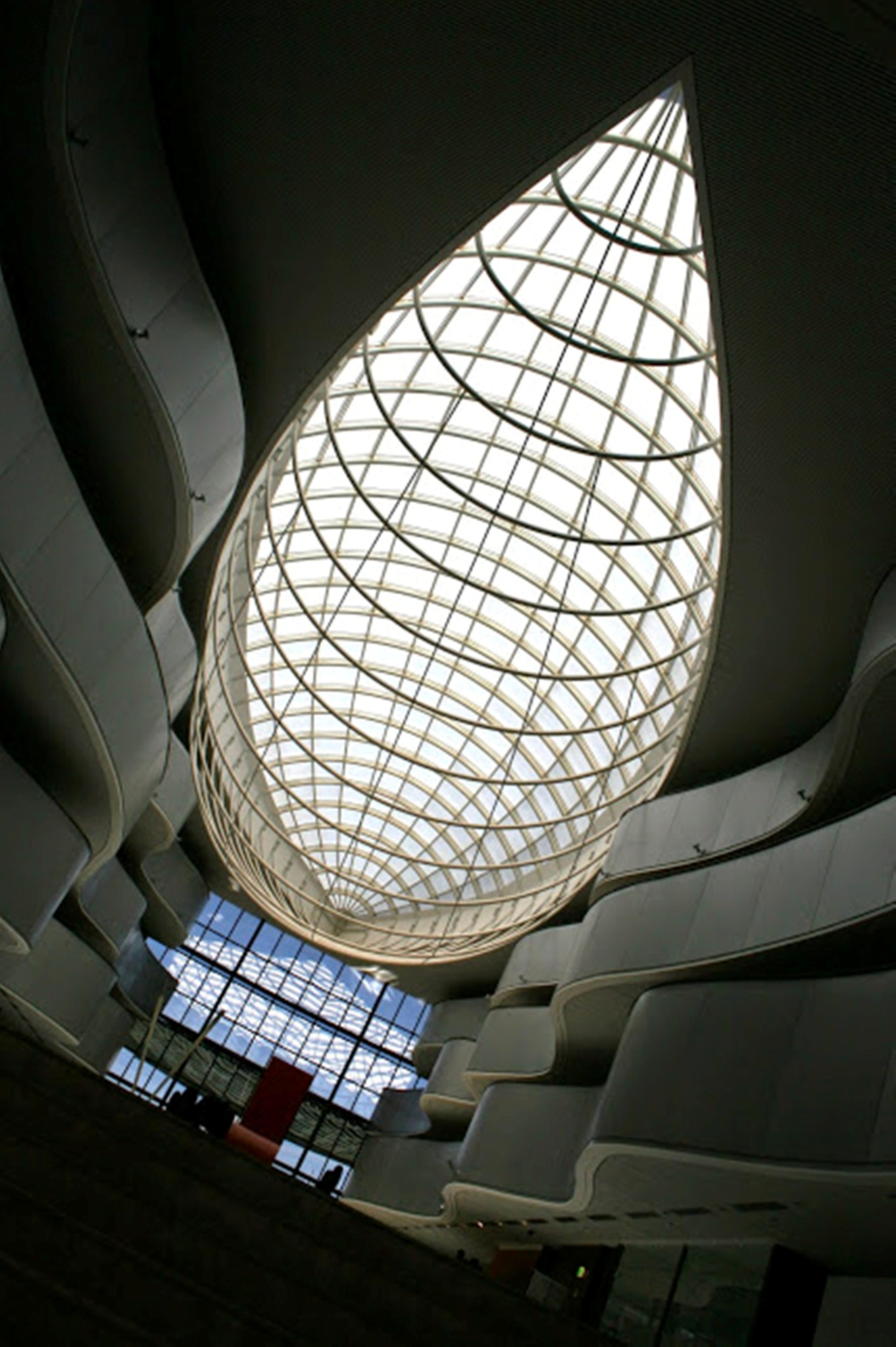Отель Royal Tulip Brasilia Alvorada Экстерьер фото The ceiling of the main atrium